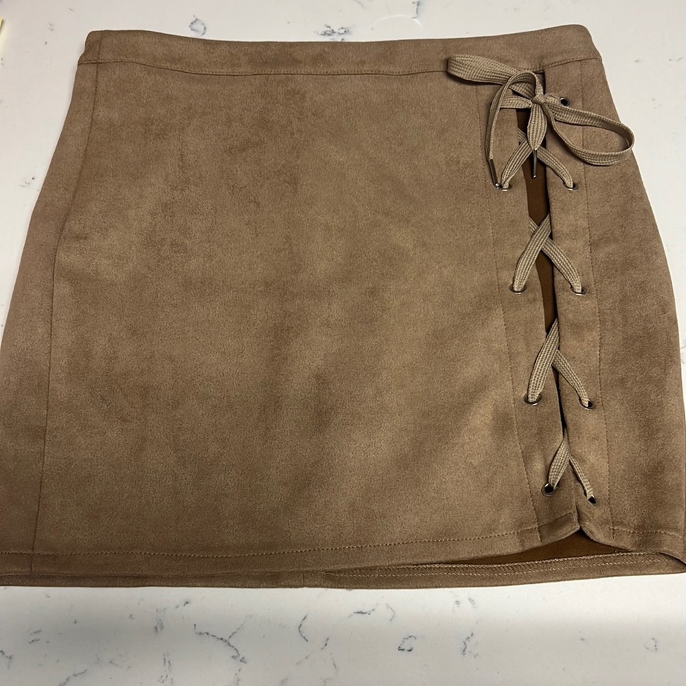Fashion nova skirt
